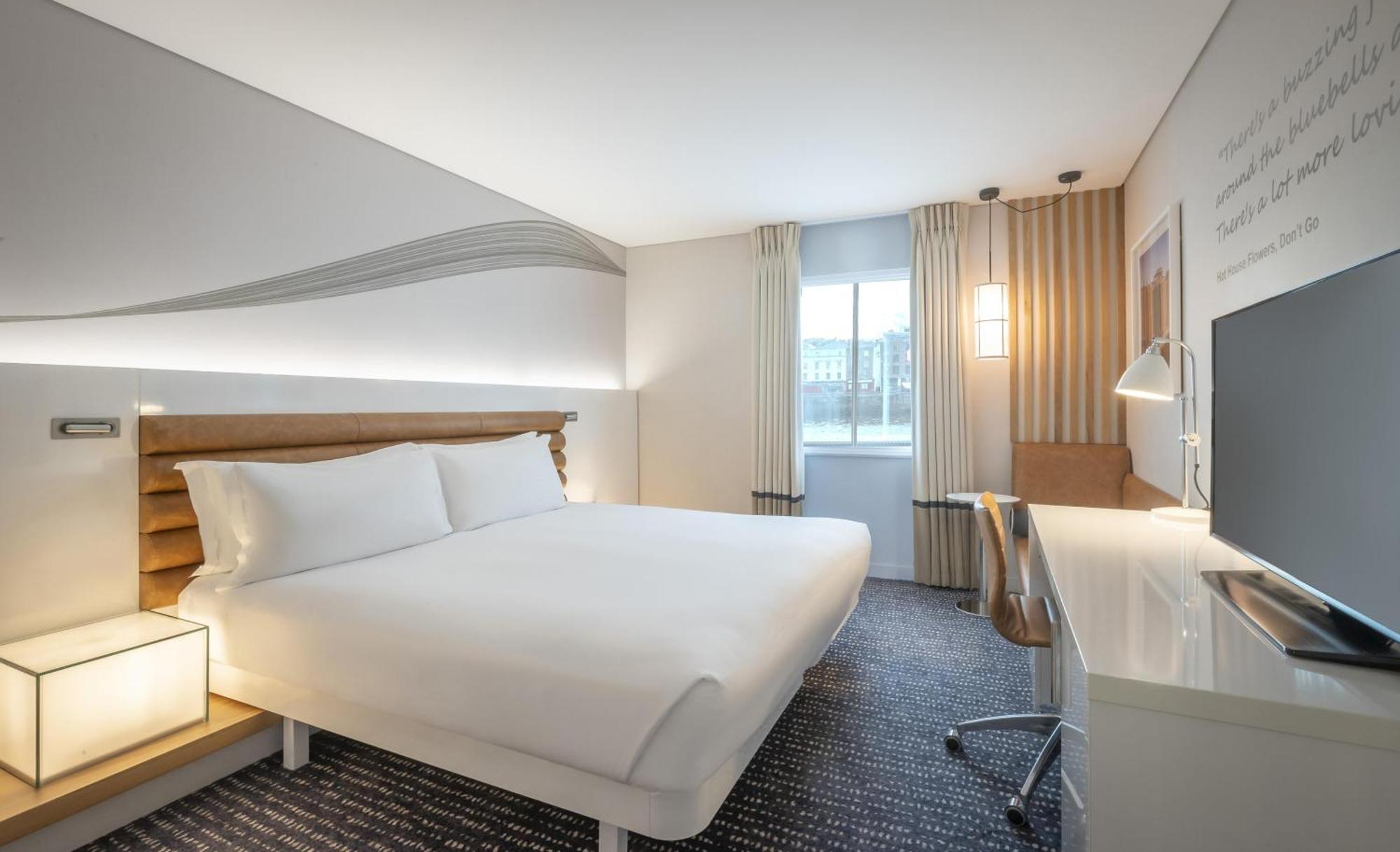 King Room River View,1758331150:JPEG